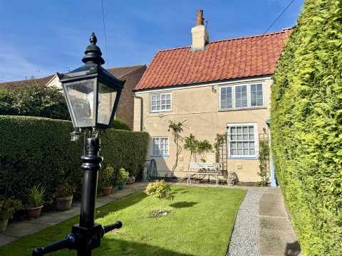 View Full Details for Main Street, Tollerton, York