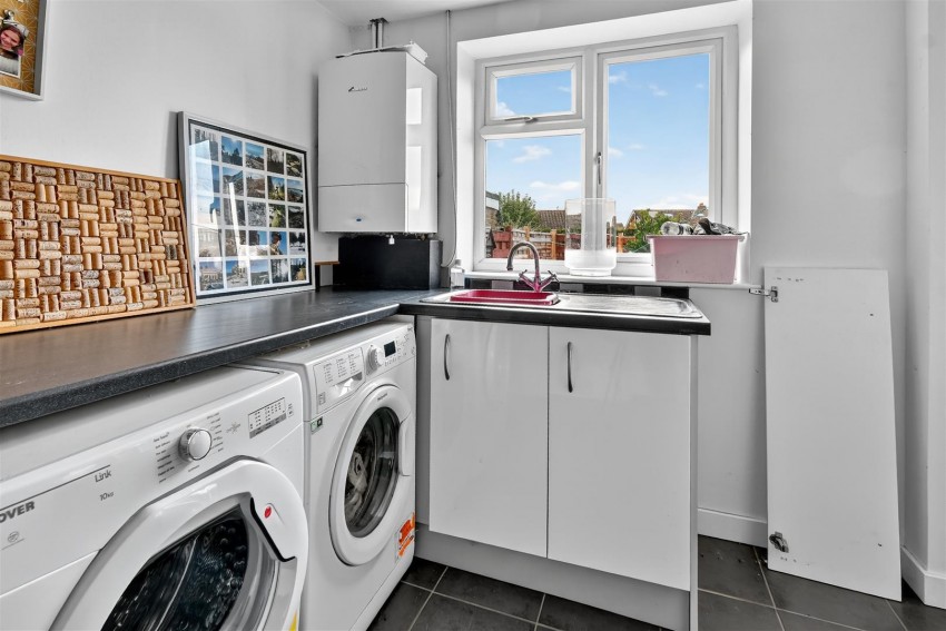 Images for Keble Park North
