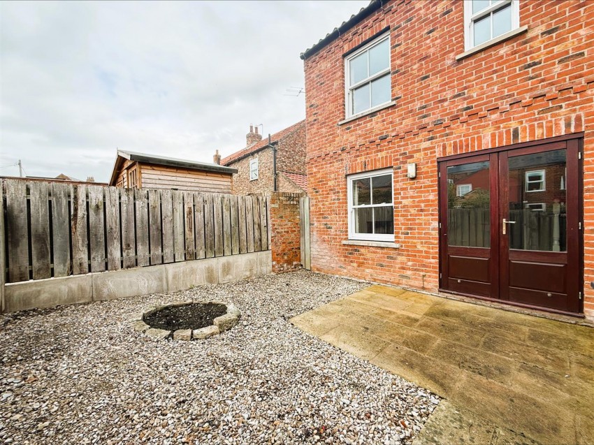 Images for Back Lane, Easingwold, York