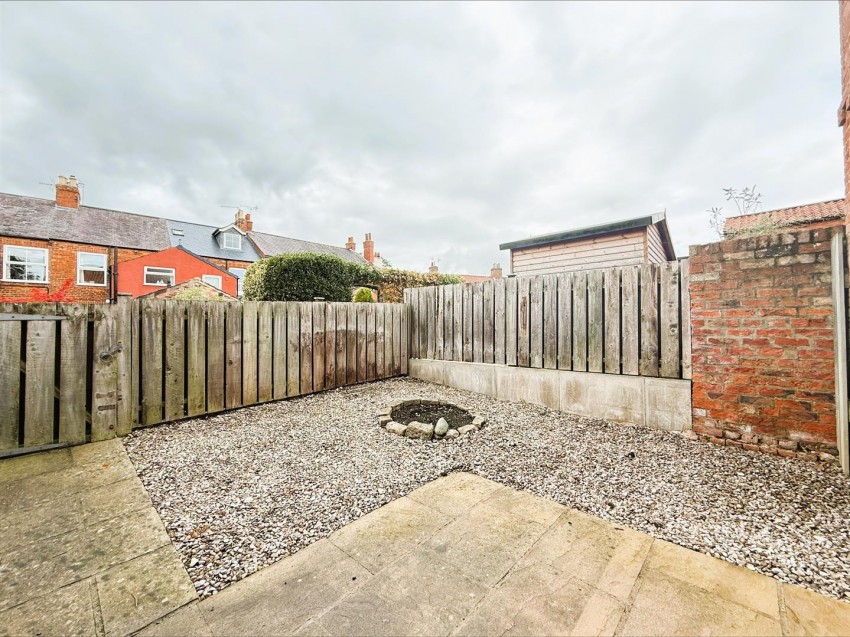 Images for Back Lane, Easingwold, York