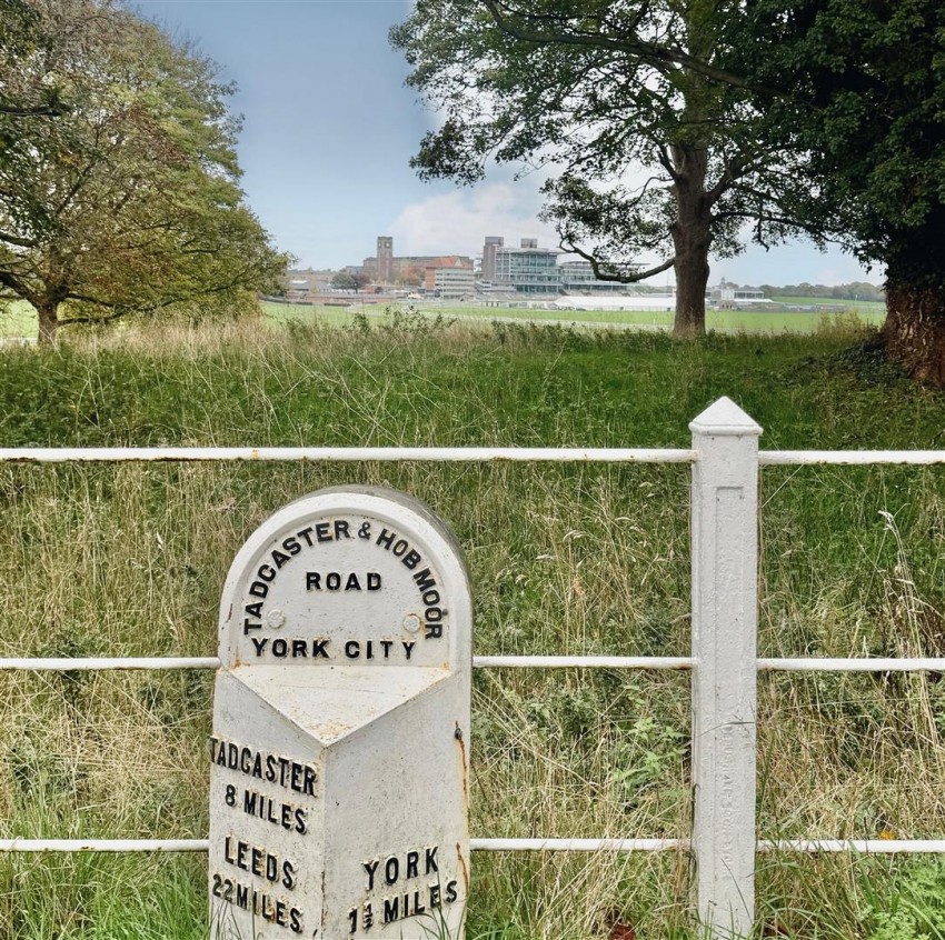 Images for Gillcroft, Tadcaster Road