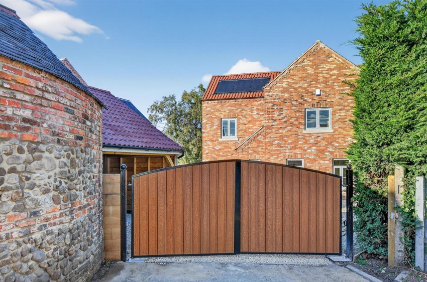 Images for Boroughbridge Road, Green Hammerton, York