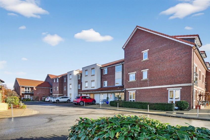 Images for Stillington Road, Easingwold, York