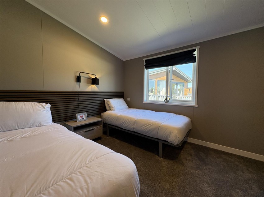 Images for Oakwood Retreet  Country Park, Newton On Derwent, York