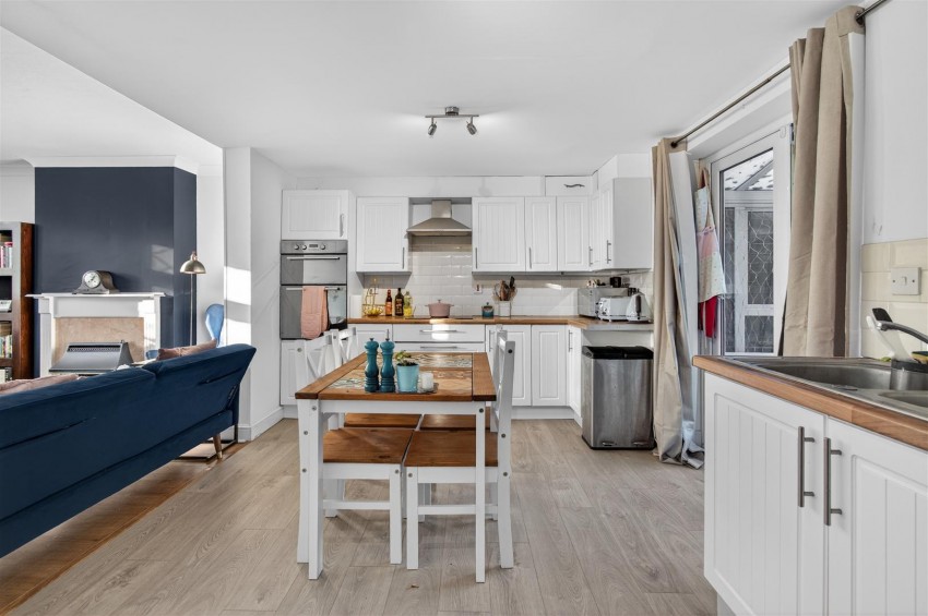 Images for Middleham Avenue, York