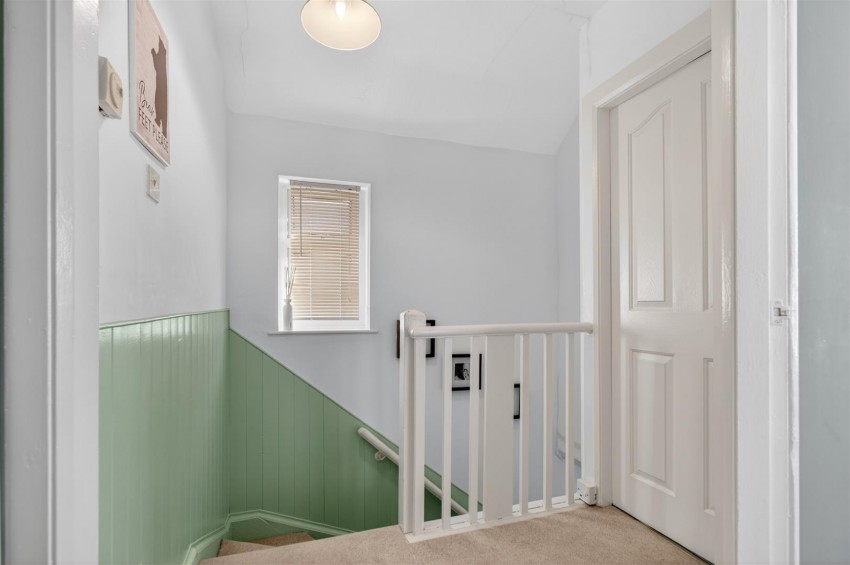 Images for Middleham Avenue, York