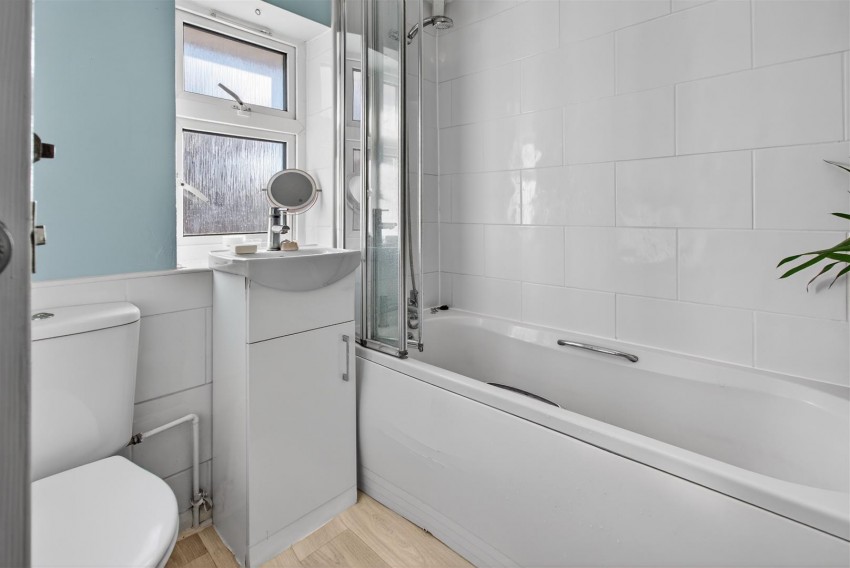 Images for Middleham Avenue, York