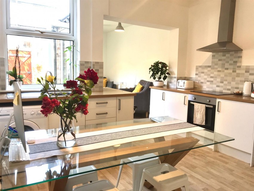 Images for Scott Street, South Bank