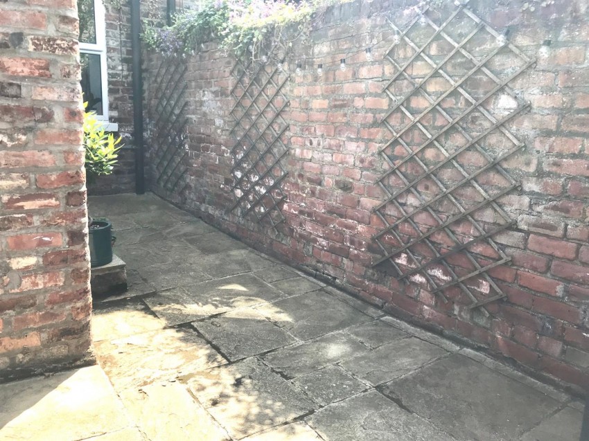 Images for Scott Street, South Bank