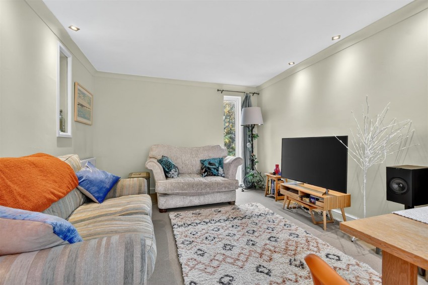 Images for Ouse Lea, York