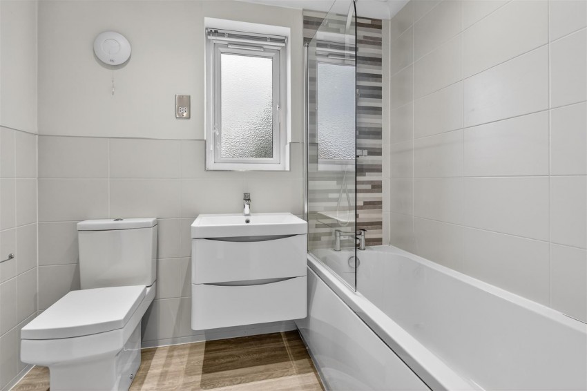 Images for West Moor Lane, Raskelf, York