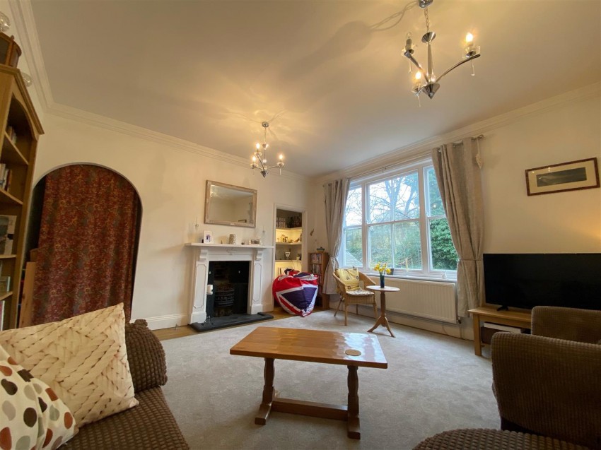 Images for 18 Gillygate, York