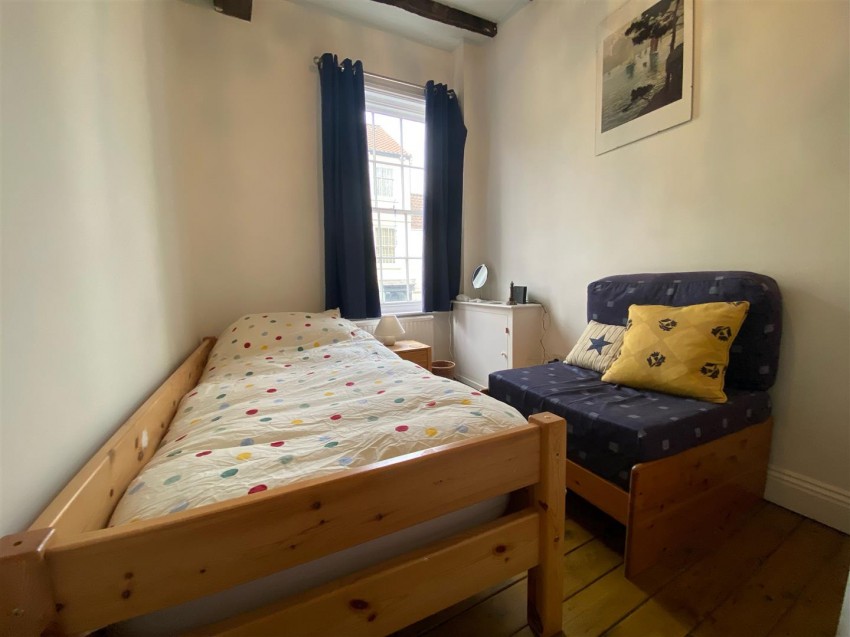 Images for 18 Gillygate, York