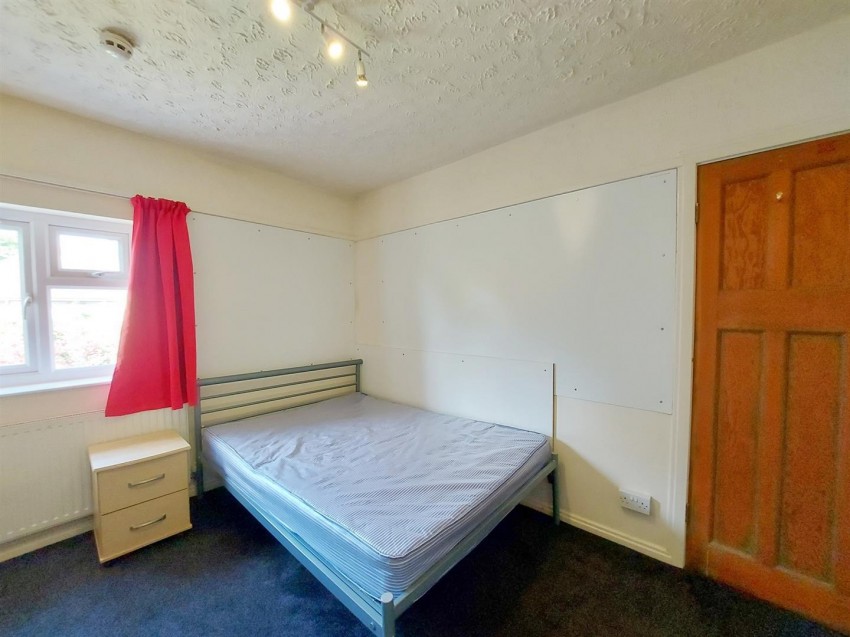 Images for Crombie Avenue, York