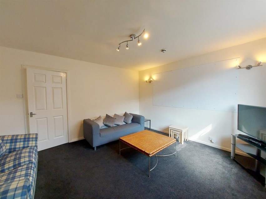 Images for Crombie Avenue, York