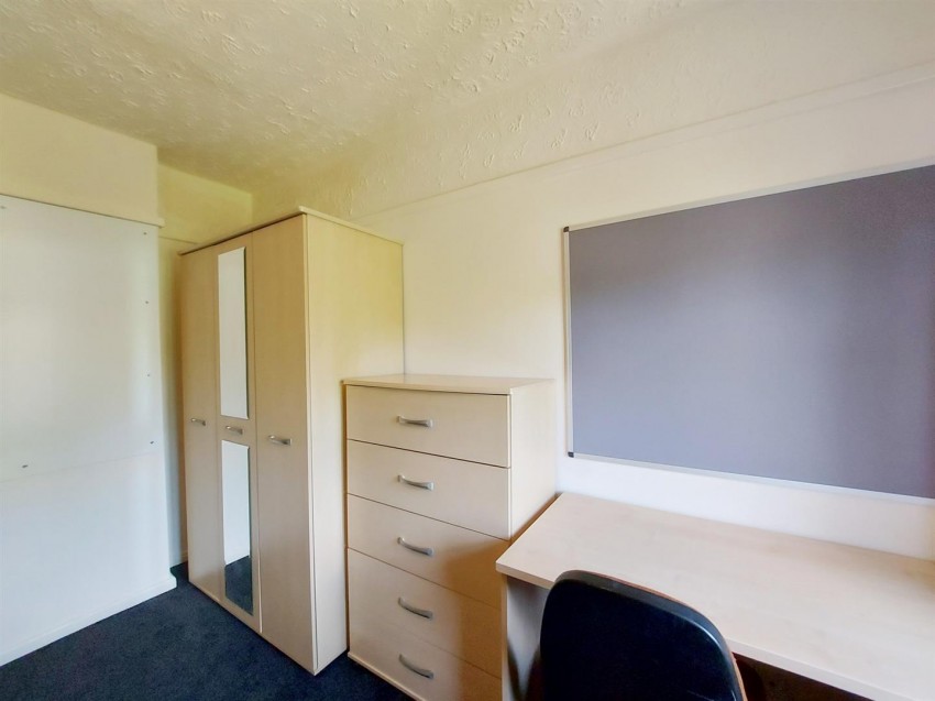 Images for Crombie Avenue, York