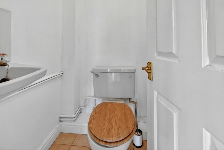 Images for Hamilton Drive East, York