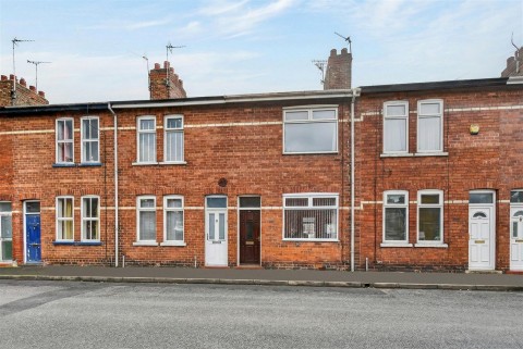 View Full Details for Chatsworth Terrace, York