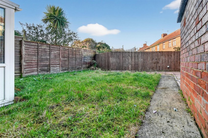 Images for Starkey Crescent, York