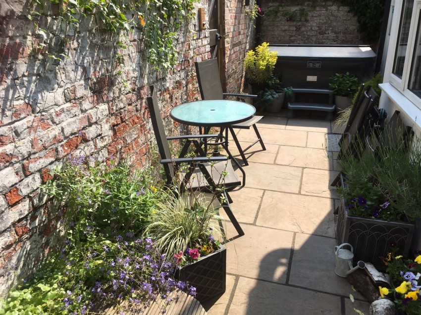 Images for Prices Lane, York