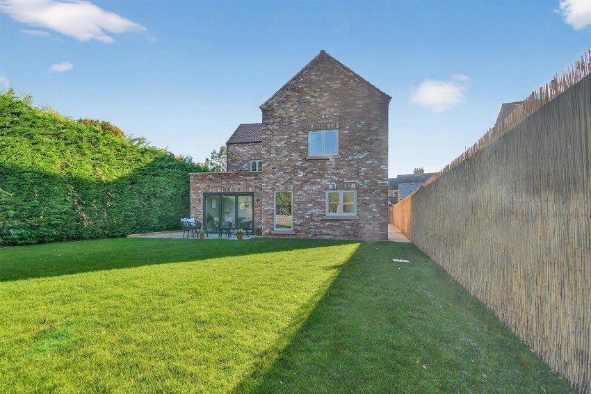 Images for Boroughbridge Road, Green Hammerton, York