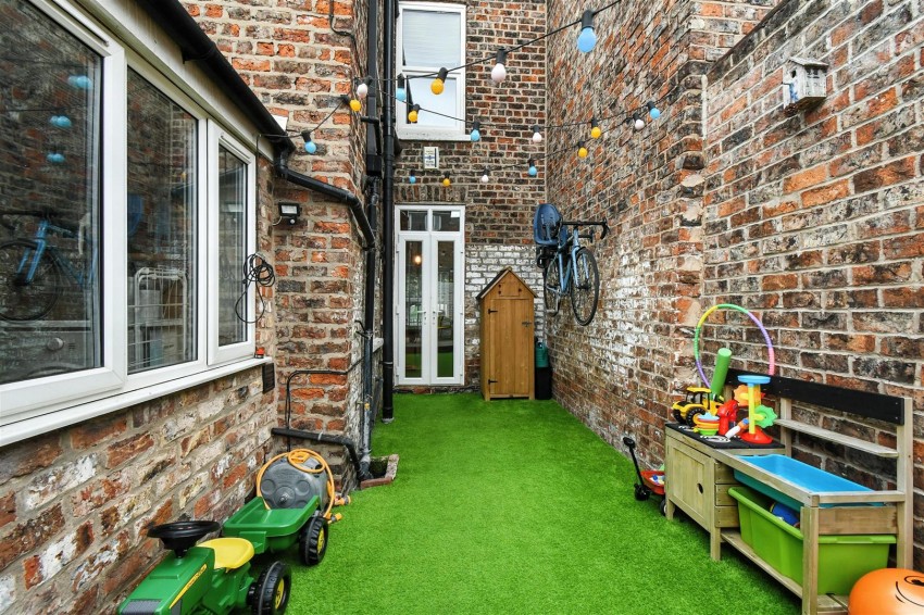 Images for Prices Lane, York