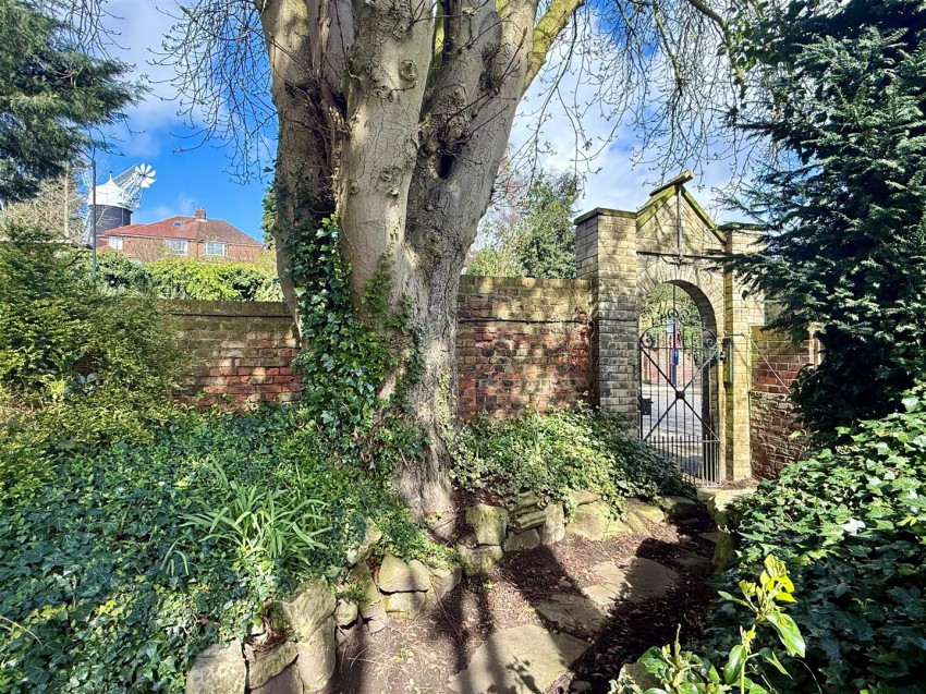 Images for Acomb Road, York