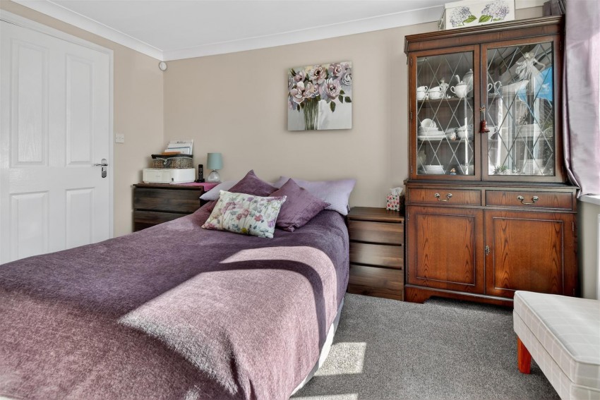 Images for Thorntree Grove, York