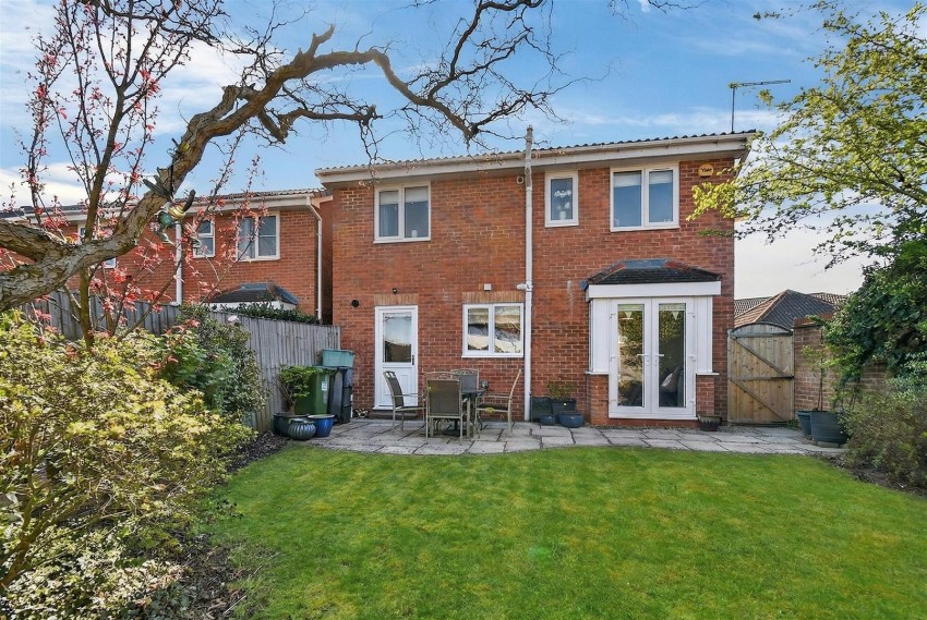 Images for Thorntree Grove, York