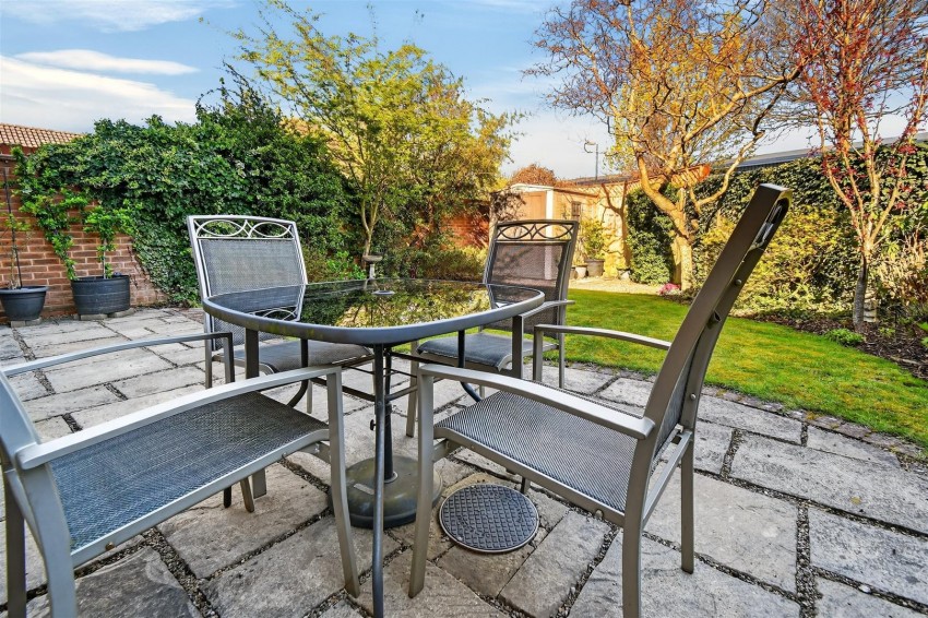 Images for Thorntree Grove, York