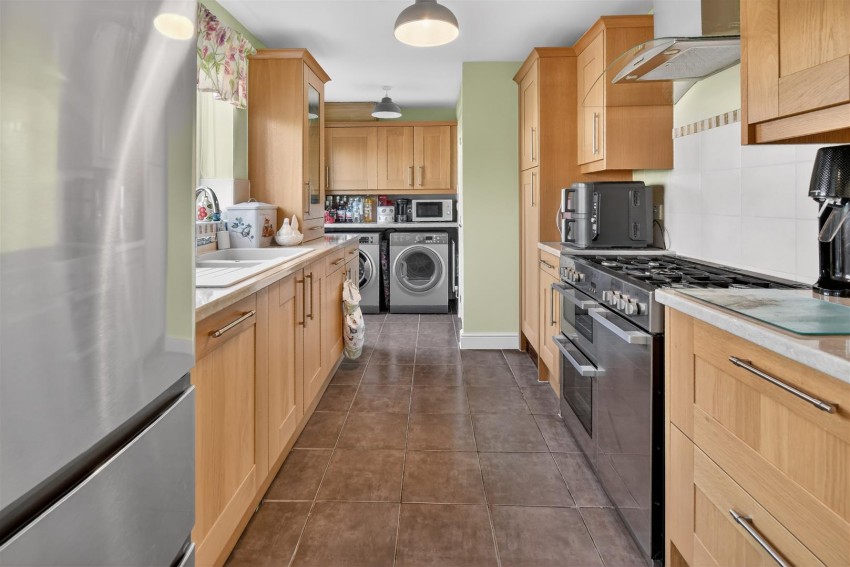 Images for Thorntree Grove, York