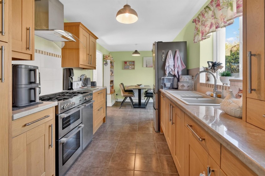 Images for Thorntree Grove, York