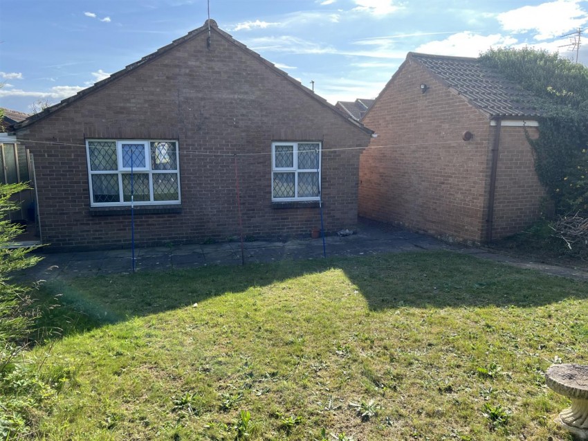 Images for Stonefield Avenue, Easingwold, York