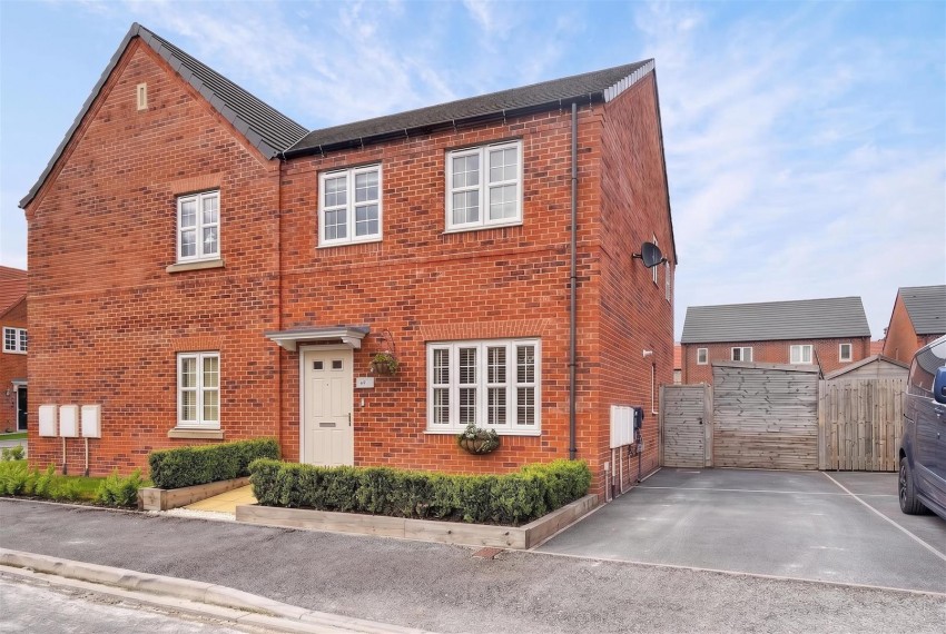 Images for 49 Goldfinch Way, Easingwold, York