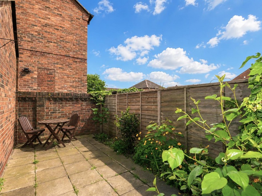 Images for Fewster Way, Fishergate