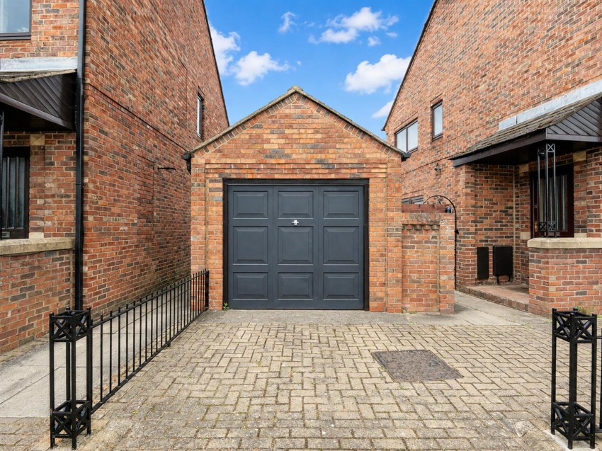 Images for Fewster Way, Fishergate