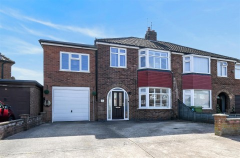 View Full Details for Cranbrook Avenue, Boroughbridge Road