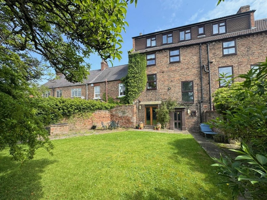 Images for Long Street, Easingwold, York