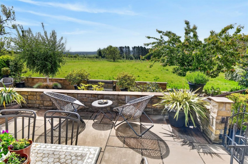 Images for Grosvenor Cottage, St. Oswalds Close