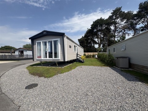 View Full Details for Wilberfoss Park, Hull Road