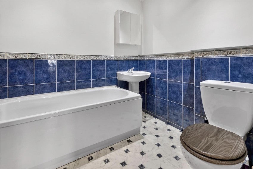 Images for Whiteoak Avenue, Easingwold, York