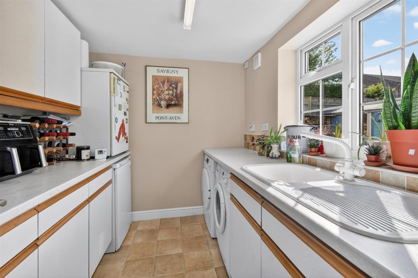 Images for Tholthorpe, York