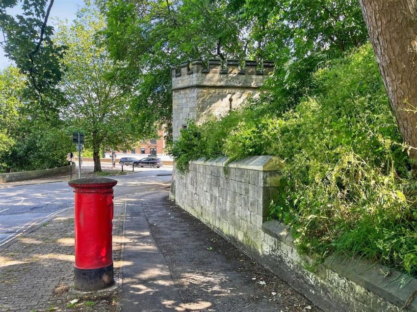 Images for Cromwell Road, York