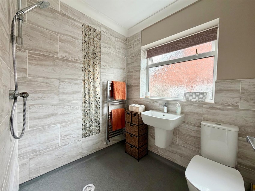 Images for Crossways, Badger Hill
