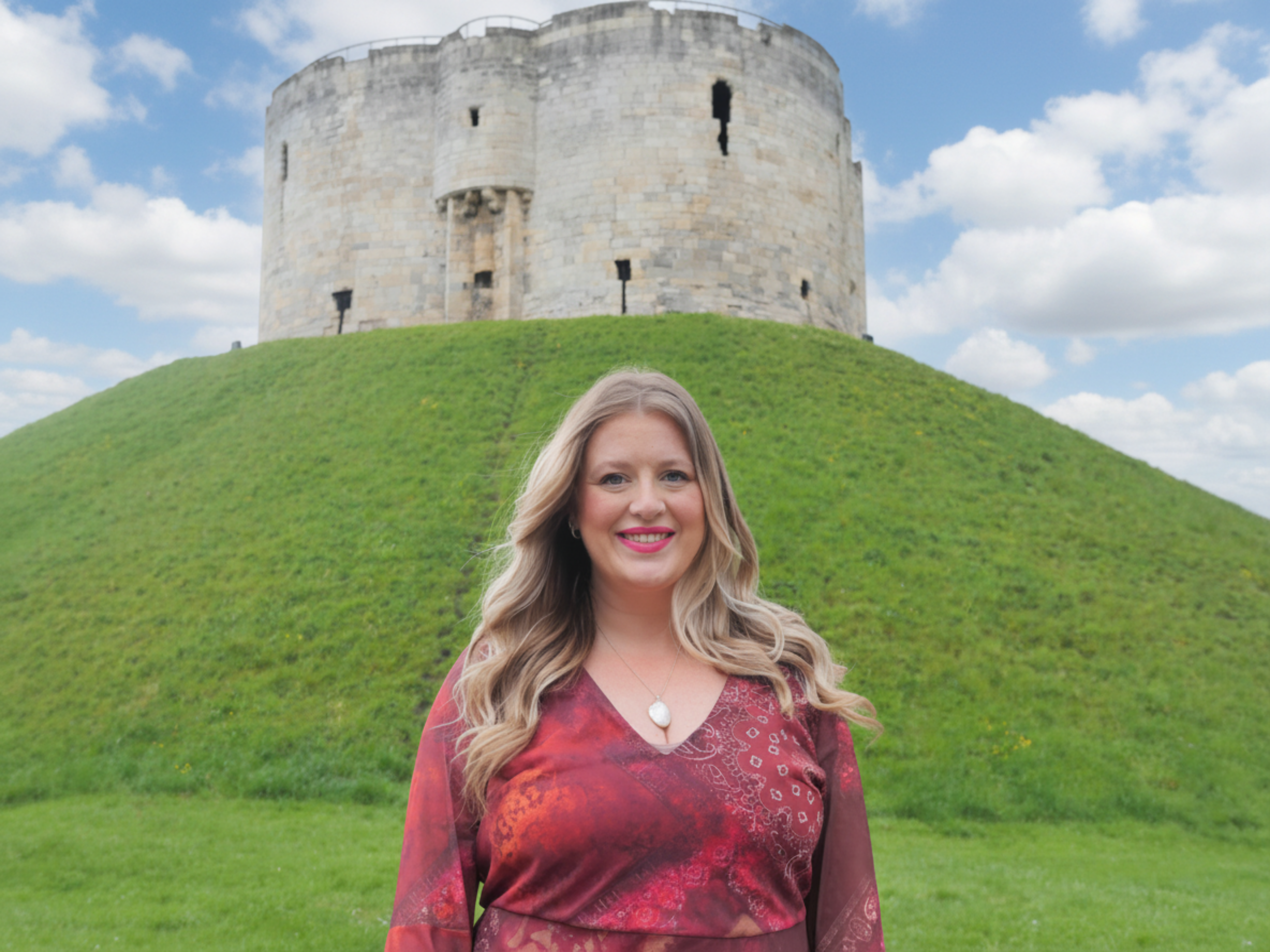 Amy Leslie, Senior Sales Negotiator